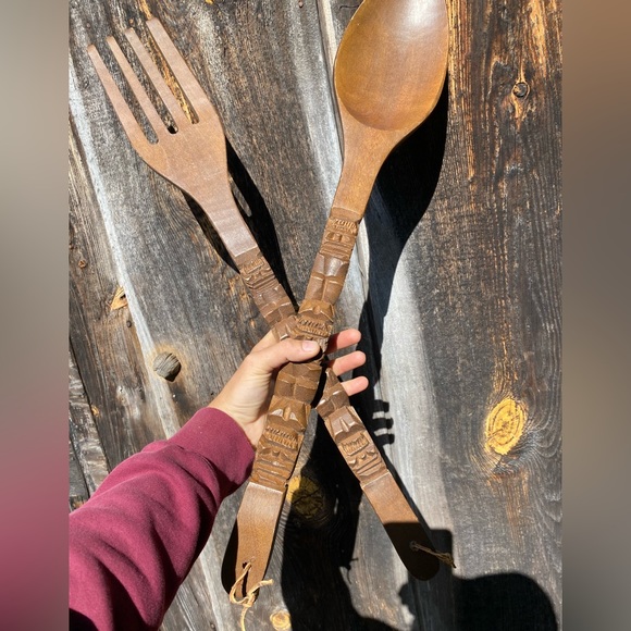 SOLD onEBAY two piece giant wooden spoon and fork wall decor NO LONGERAVAILABLE - Picture 1 of 4